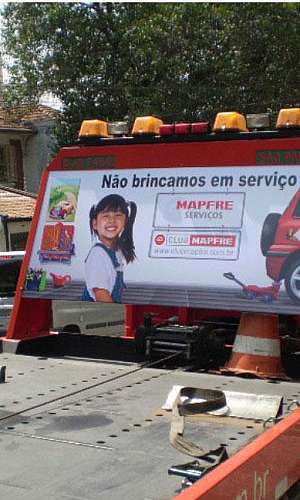 Envelopamento de veículos comerciais Envelopamento de veículos comerciais